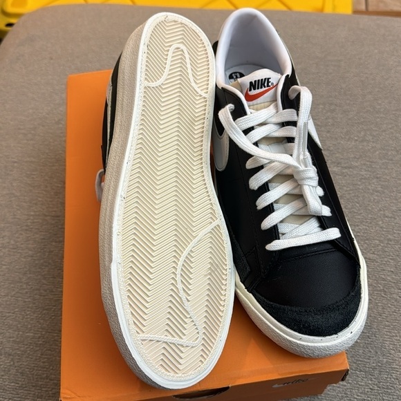 Blazer Low 77 Vintg
Brand New with Box - Picture 4 of 5